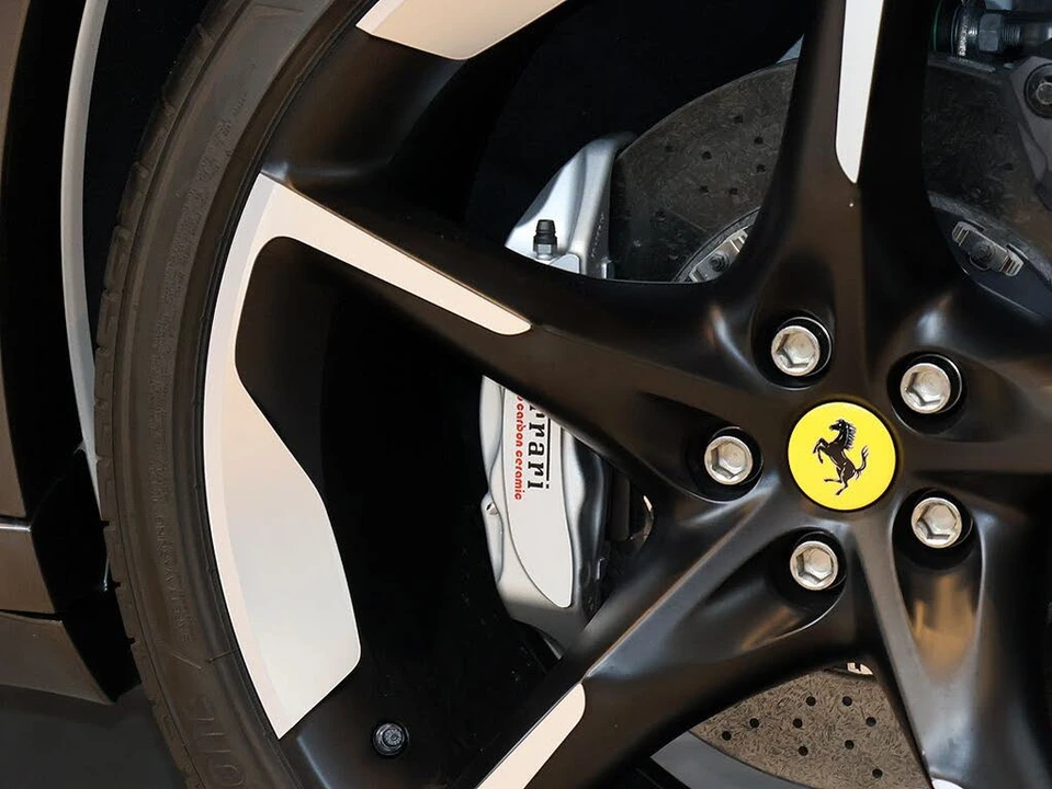 2025 Ferrari Purosangue - Image 29 of 31