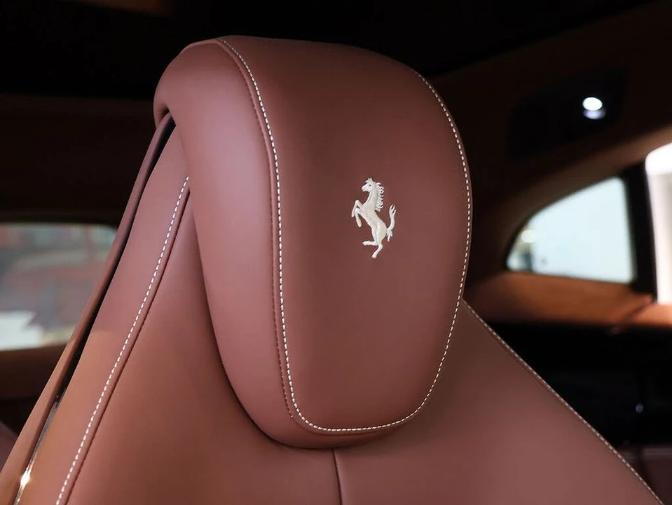 2025 Ferrari Purosangue - Image 20 of 31