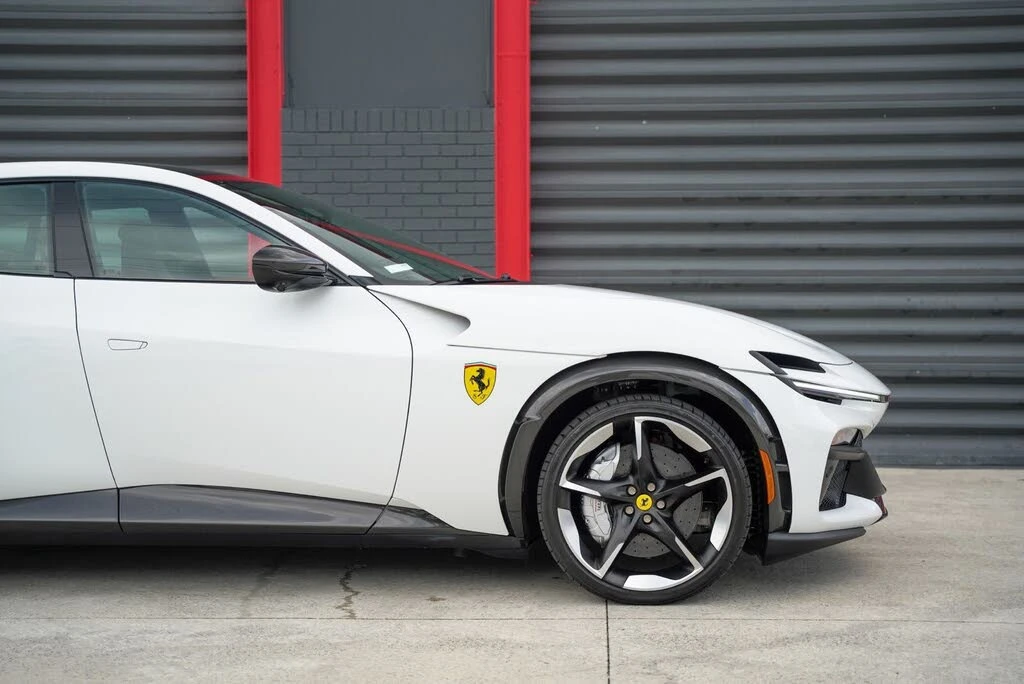 2025 Ferrari Purosangue - Image 2 of 31