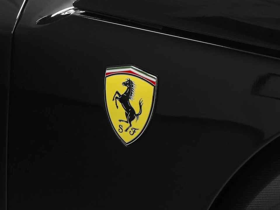 2025 Ferrari Purosangue - Image 12 of 31