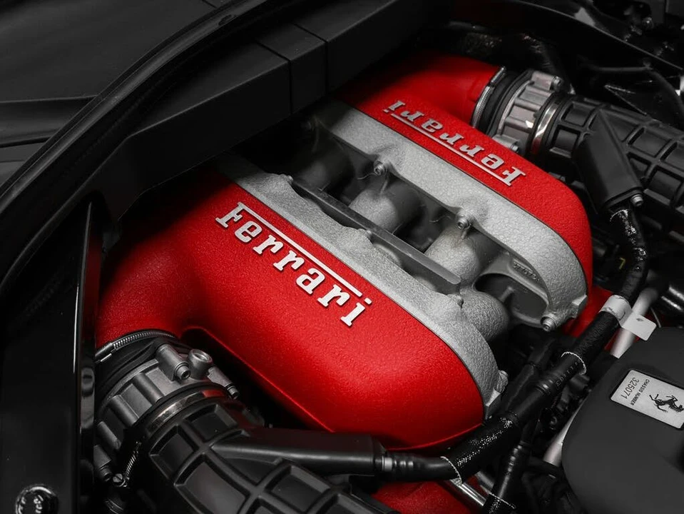 2025 Ferrari Purosangue - Image 19 of 31