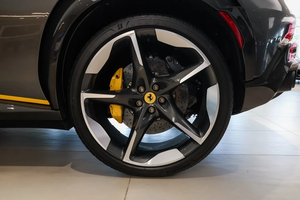 2025 Ferrari Purosangue - Image 31 of 31