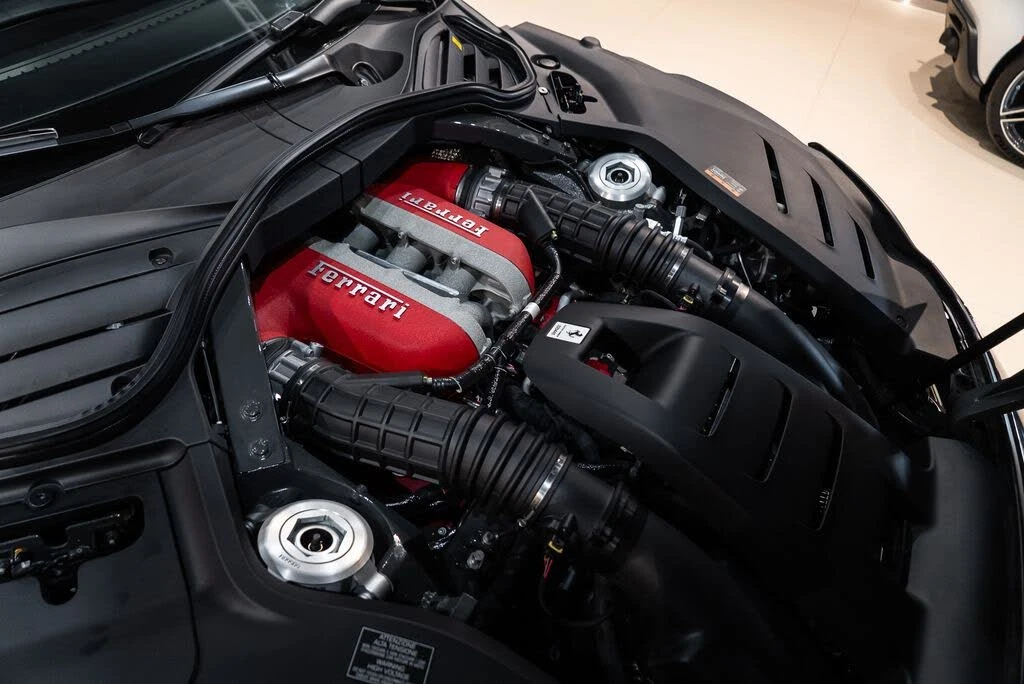 2025 Ferrari Purosangue - Image 21 of 31