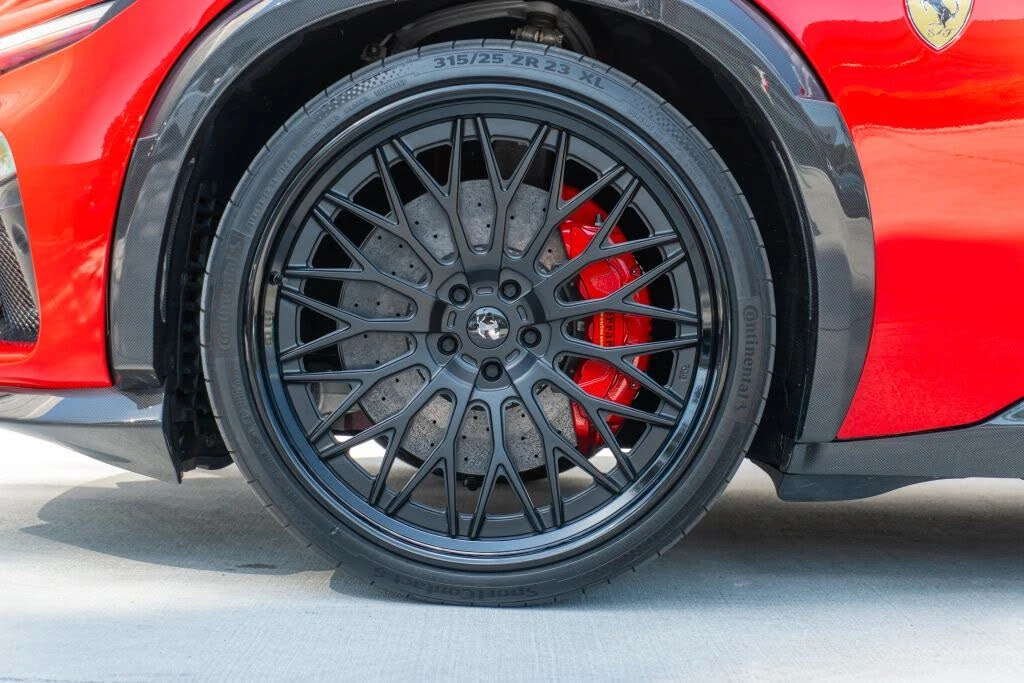 2025 Ferrari Purosangue - Image 18 of 31
