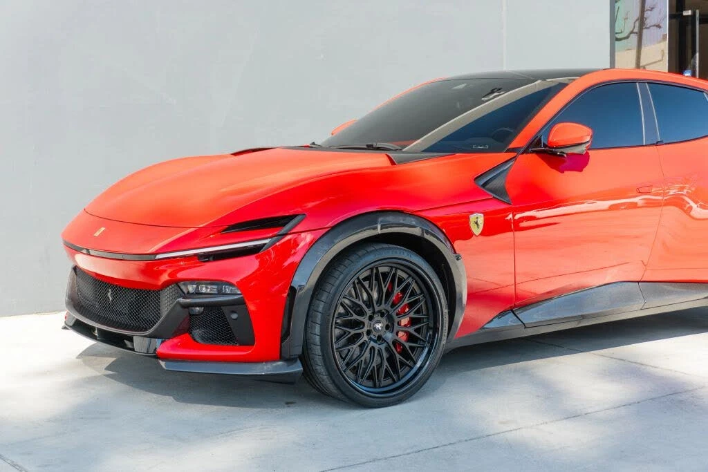 2025 Ferrari Purosangue - Image 19 of 31