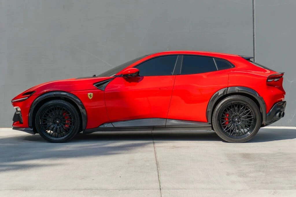 2025 Ferrari Purosangue - Image 2 of 31