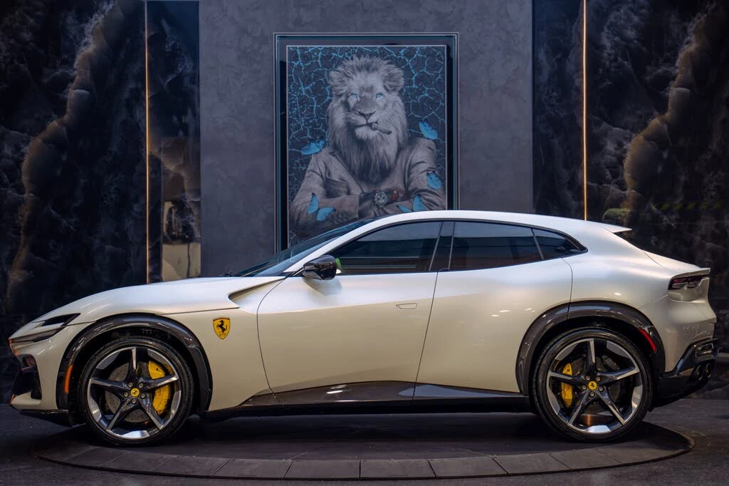 2025 Ferrari Purosangue - Image 13 of 31