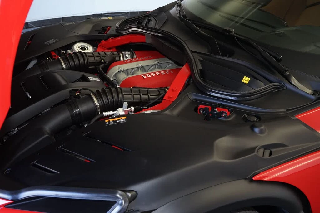 2025 Ferrari Purosangue - Image 30 of 31