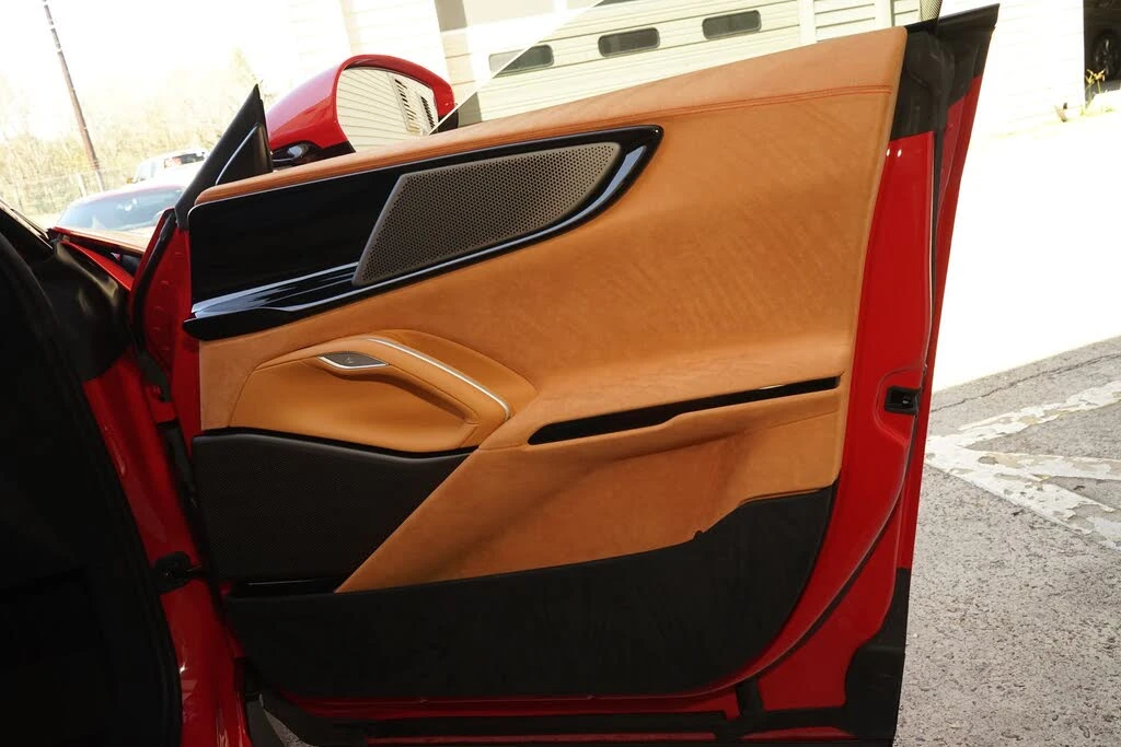 2025 Ferrari Purosangue - Image 23 of 31