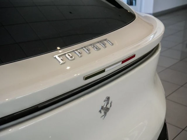 2025 Ferrari Purosangue - Image 14 of 20
