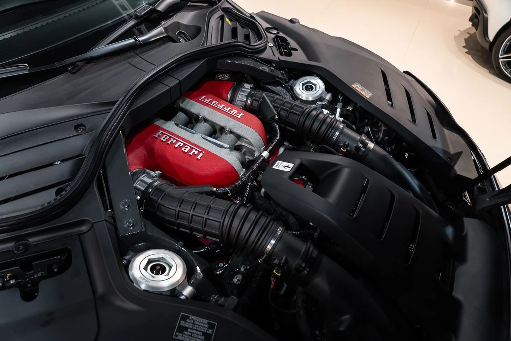 2025 Ferrari Purosangue - Image 21 of 31