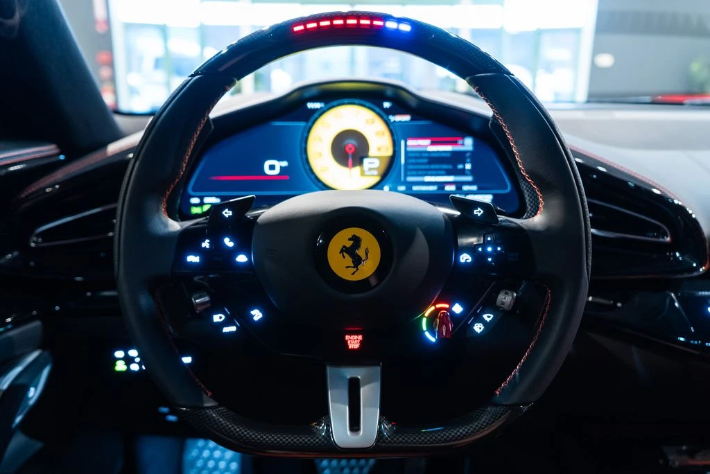 2025 Ferrari Purosangue - Image 5 of 31
