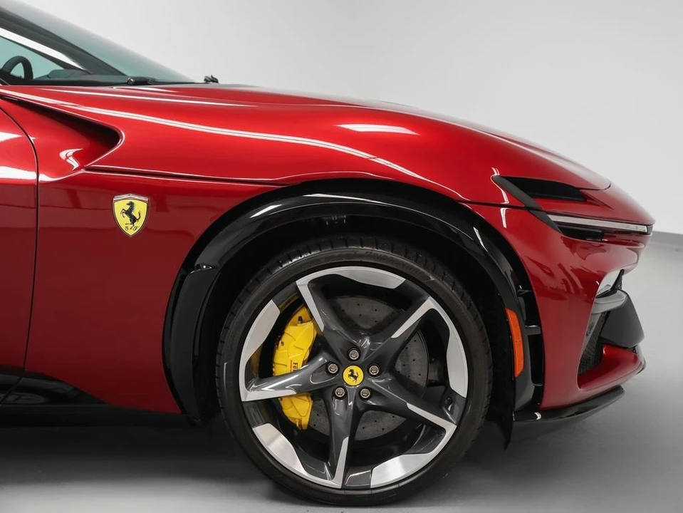 2025 Ferrari Purosangue - Image 11 of 31
