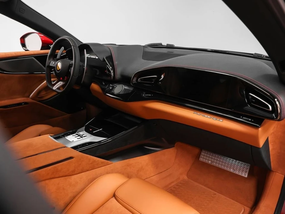 2025 Ferrari Purosangue - Image 25 of 31