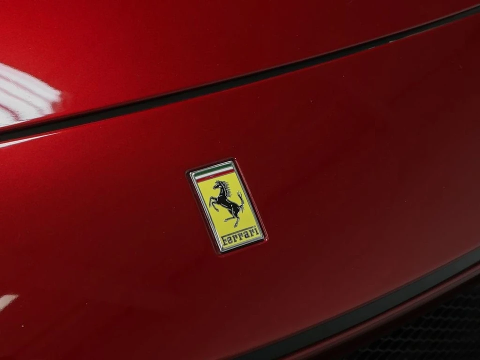 2025 Ferrari Purosangue - Image 7 of 31