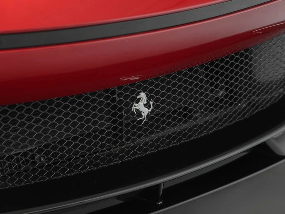 2025 Ferrari Purosangue - Image 8 of 31
