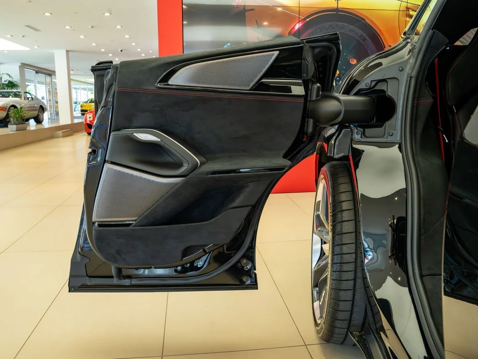 2025 Ferrari Purosangue - Image 30 of 31