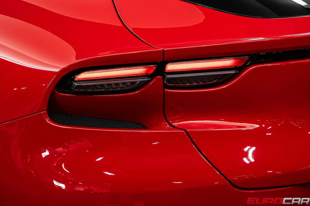 2025 Ferrari Purosangue - Image 23 of 31