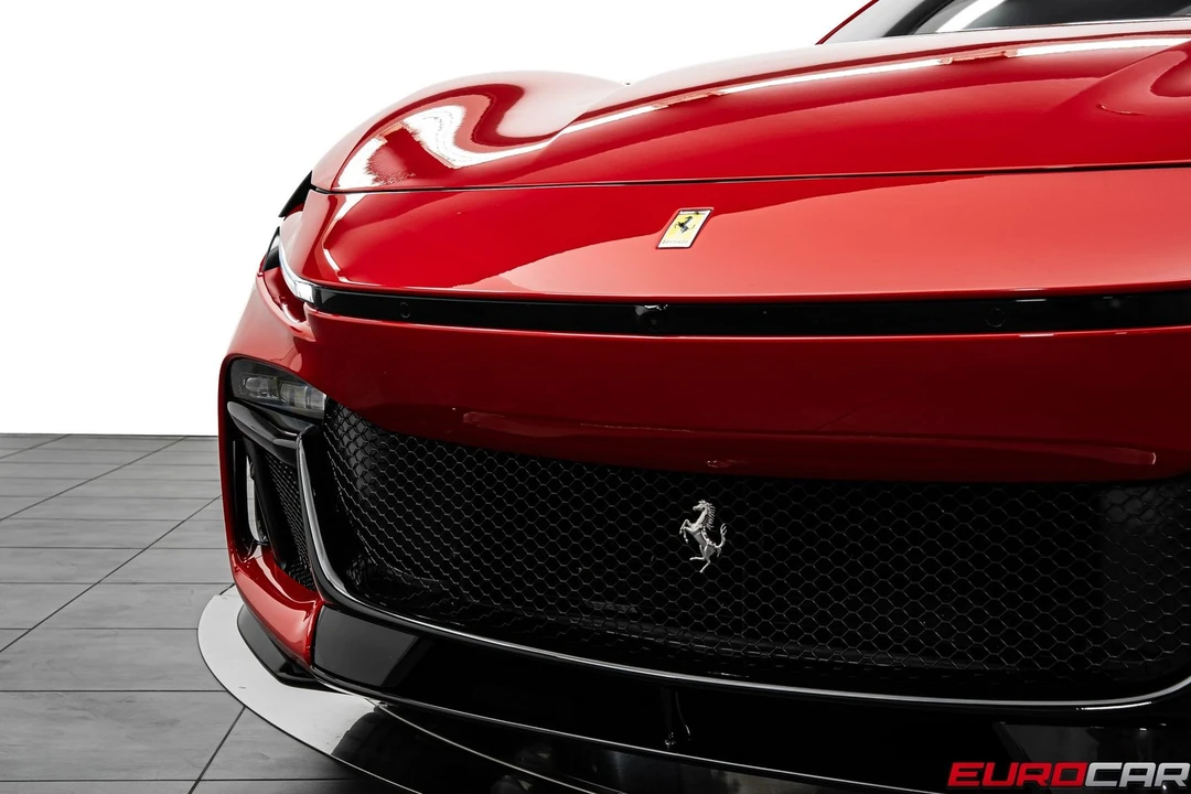2025 Ferrari Purosangue - Image 15 of 31