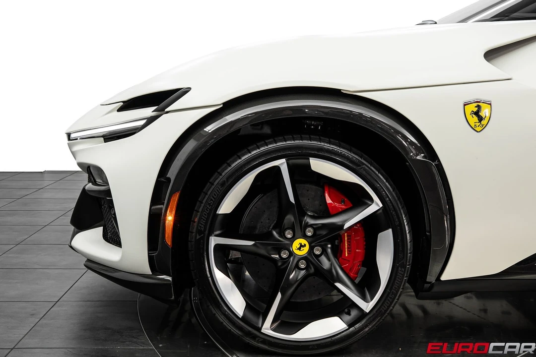 2025 Ferrari Purosangue - Image 18 of 31