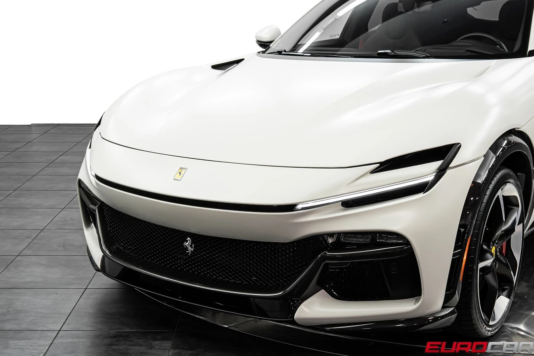 2025 Ferrari Purosangue - Image 17 of 31