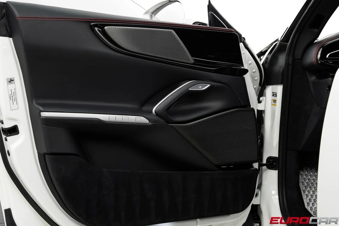 2025 Ferrari Purosangue - Image 31 of 31