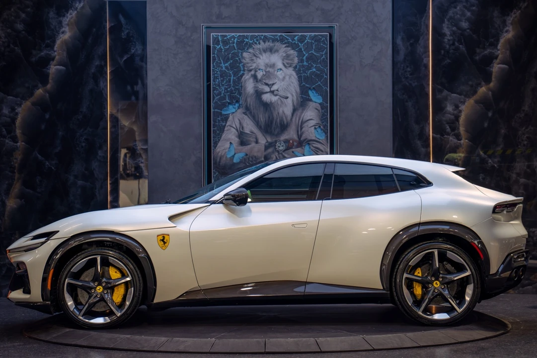 2025 Ferrari Purosangue - Image 13 of 31