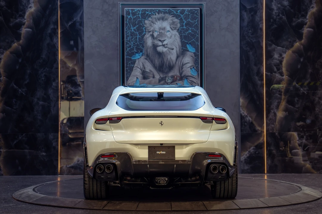 2025 Ferrari Purosangue - Image 11 of 31