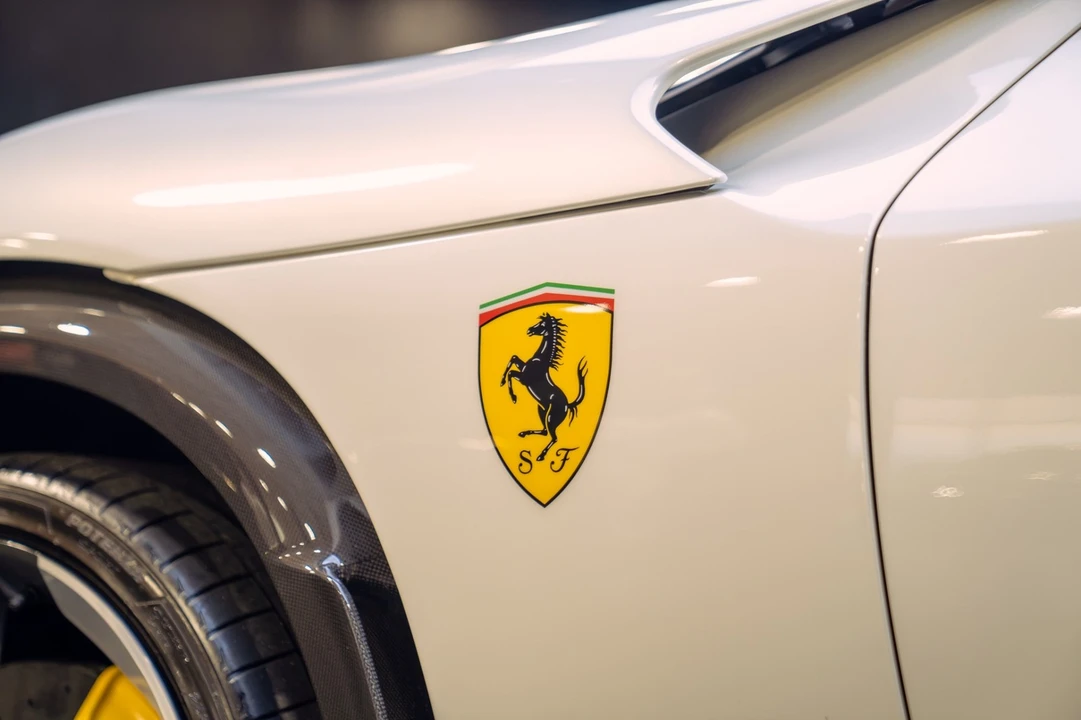 2025 Ferrari Purosangue - Image 21 of 31