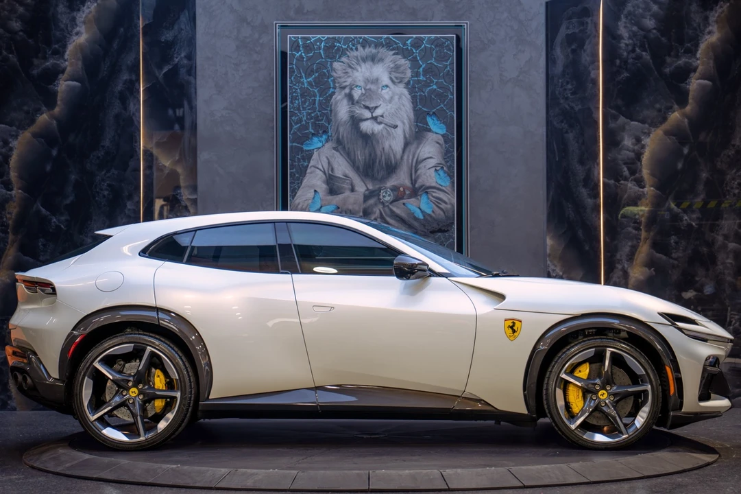 2025 Ferrari Purosangue - Image 9 of 31