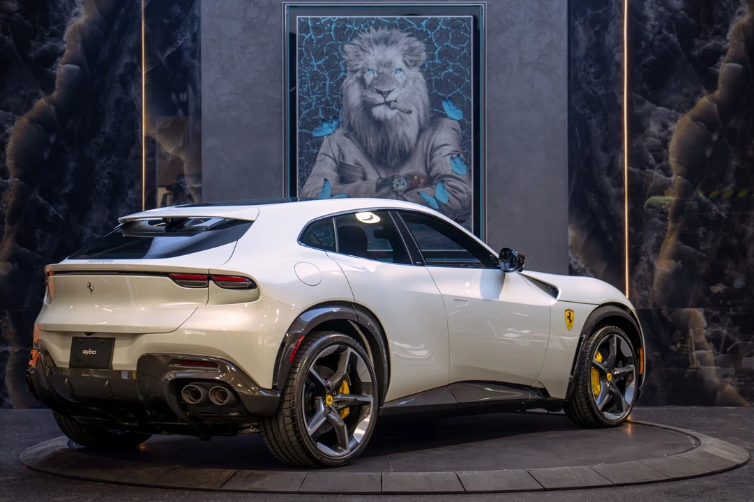 2025 Ferrari Purosangue - Image 10 of 31