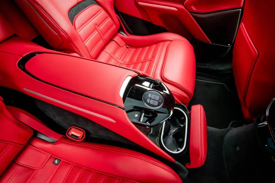 2025 Ferrari Purosangue - Image 6 of 9