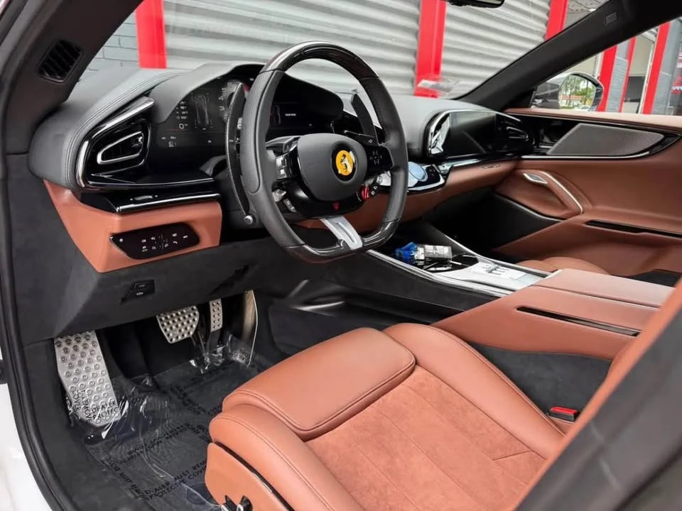 2025 Ferrari Purosangue - Image 7 of 18