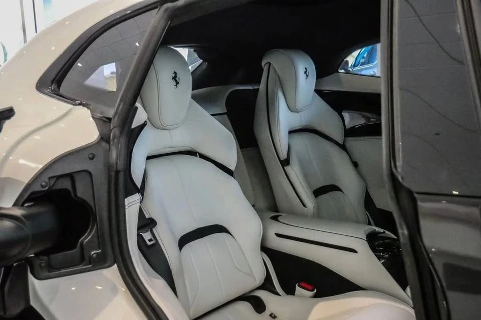 2025 Ferrari Purosangue - Image 16 of 20