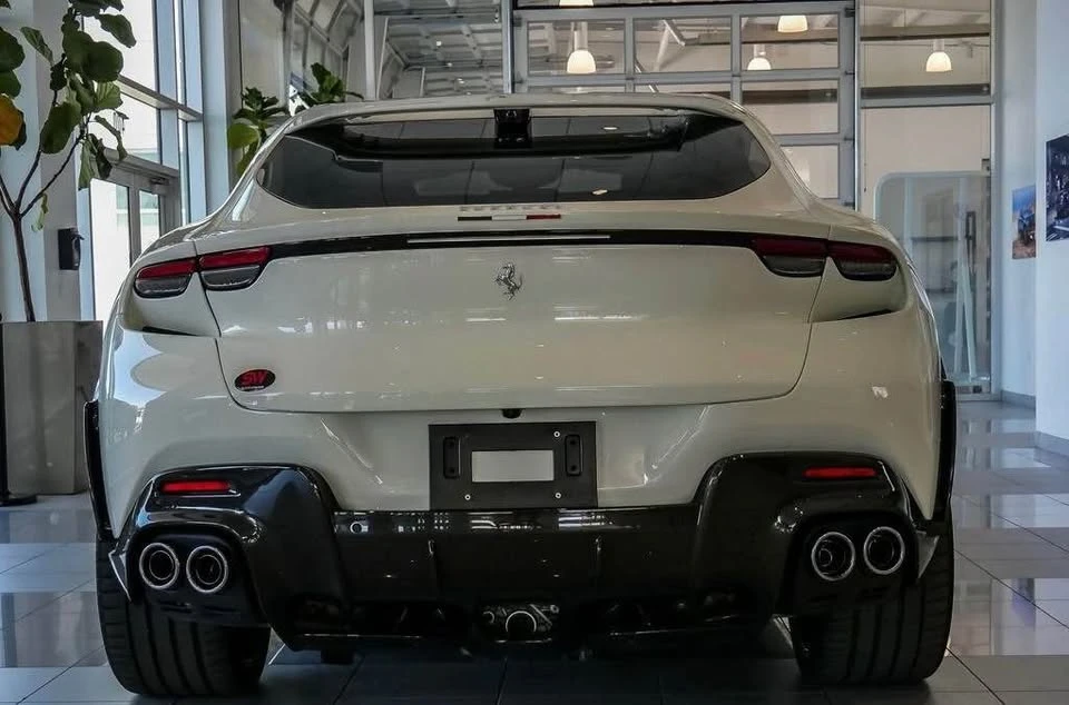 2025 Ferrari Purosangue - Image 9 of 20