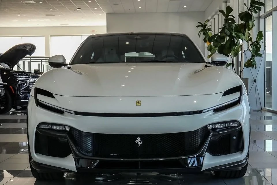 2025 Ferrari Purosangue - Image 2 of 20
