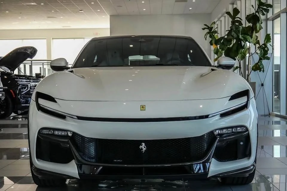 2025 Ferrari Purosangue - Image 3 of 20
