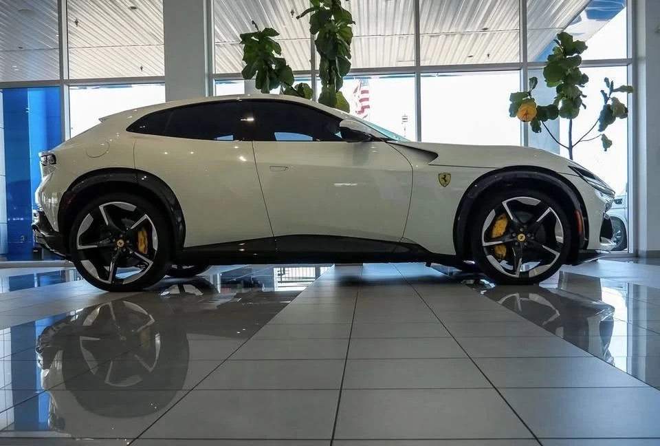 2025 Ferrari Purosangue - Image 4 of 20
