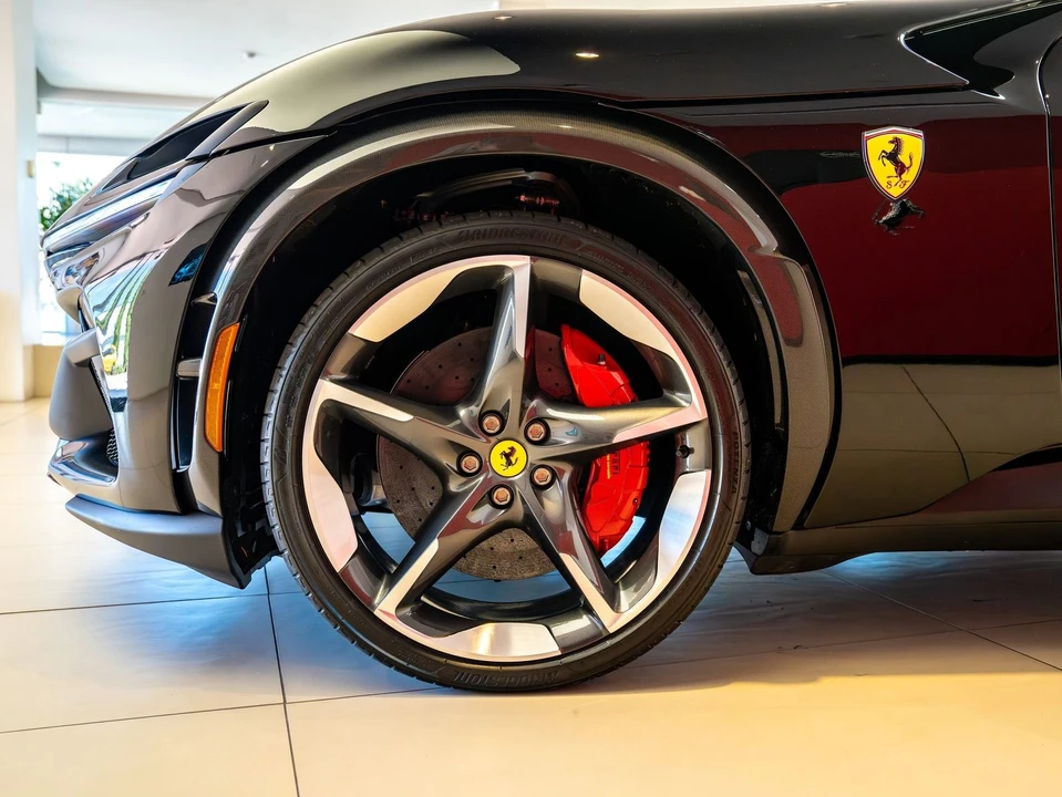 2025 Ferrari Purosangue - Image 3 of 31