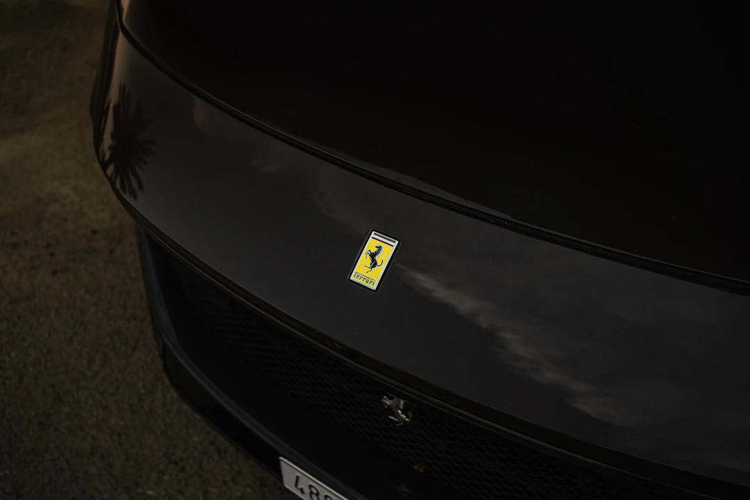 2025 Ferrari Purosangue - Image 24 of 31