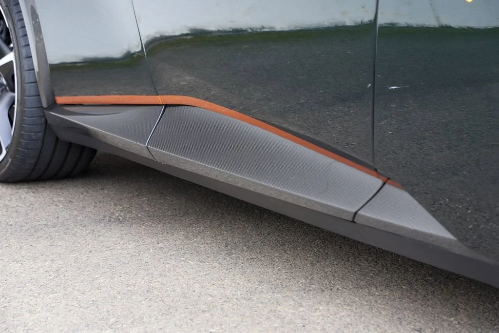 2025 Ferrari Purosangue - Image 31 of 31