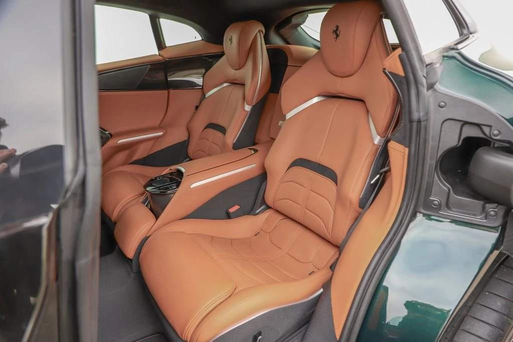 2025 Ferrari Purosangue - Image 13 of 31