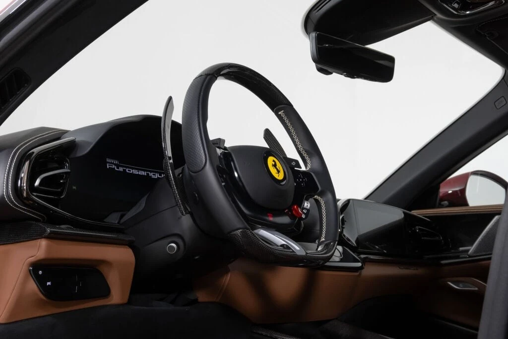 2025 Ferrari Purosangue - Image 5 of 31