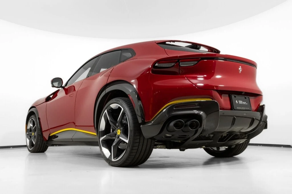 2025 Ferrari Purosangue - Image 15 of 31