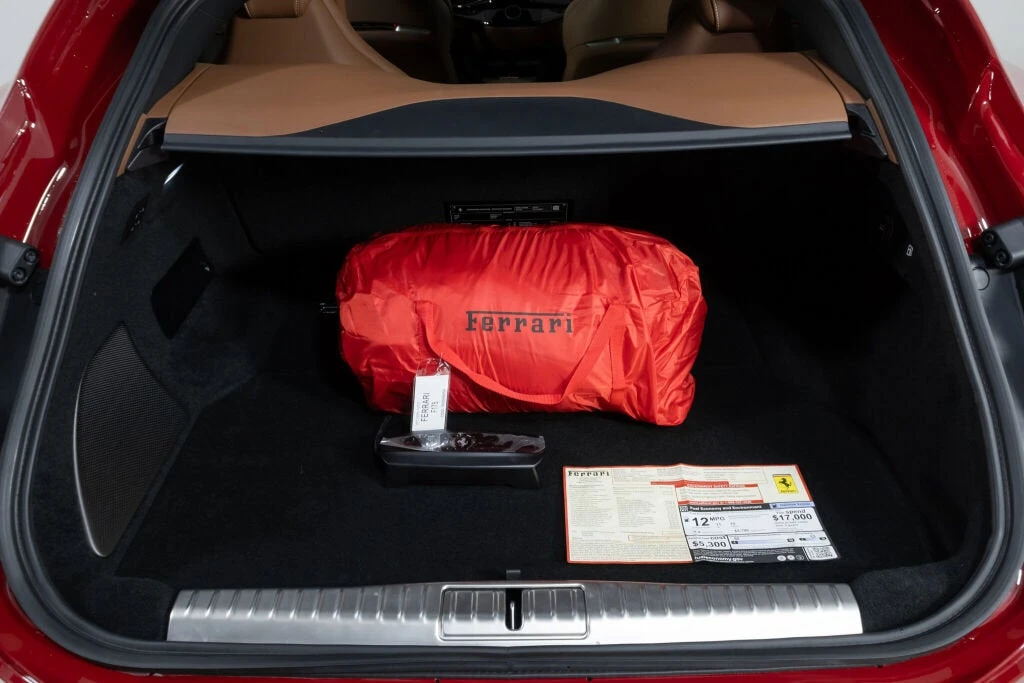 2025 Ferrari Purosangue - Image 20 of 31
