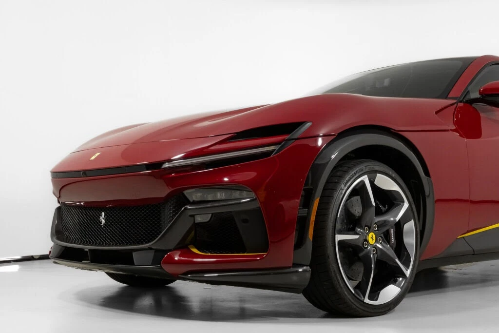 2025 Ferrari Purosangue - Image 11 of 31