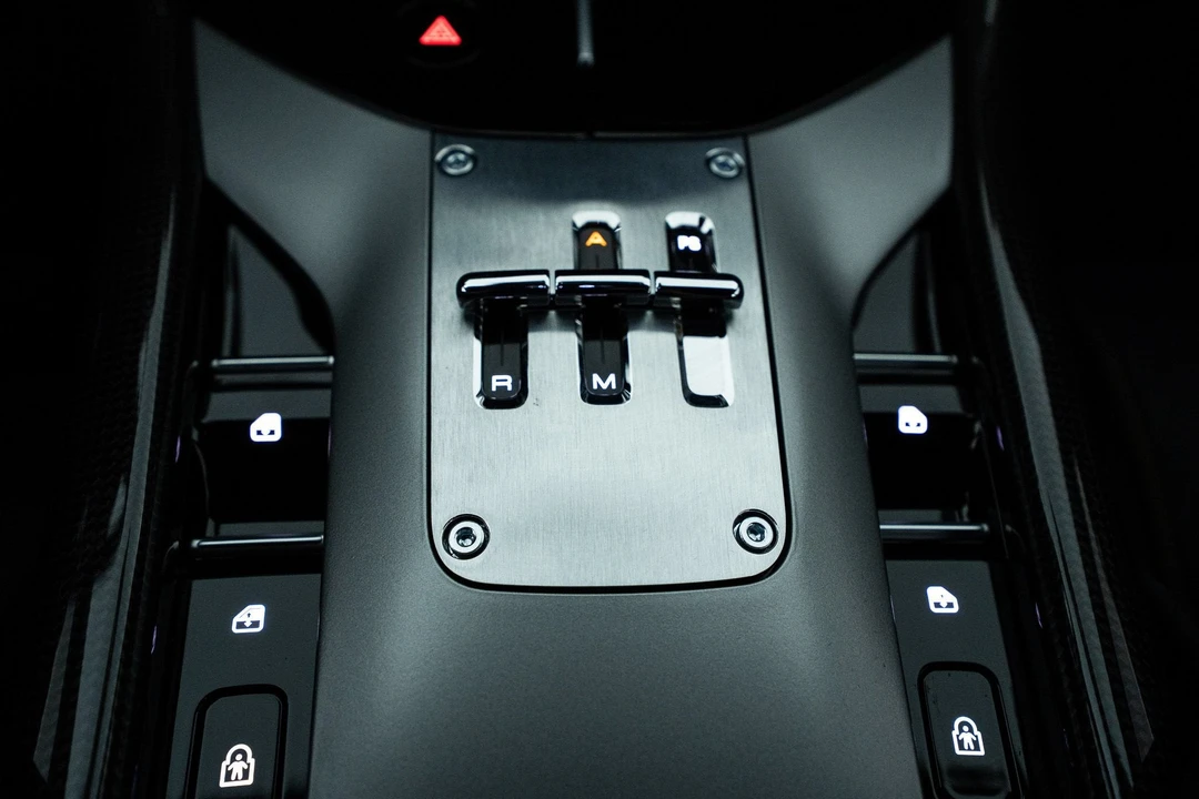 2025 Ferrari Purosangue - Image 26 of 31