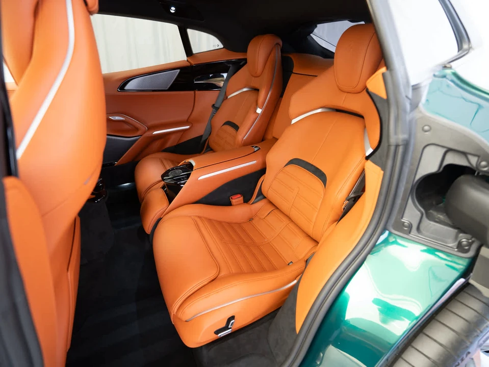 2025 Ferrari Purosangue - Image 17 of 31