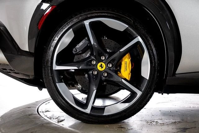 2025 Ferrari Purosangue - Image 19 of 31