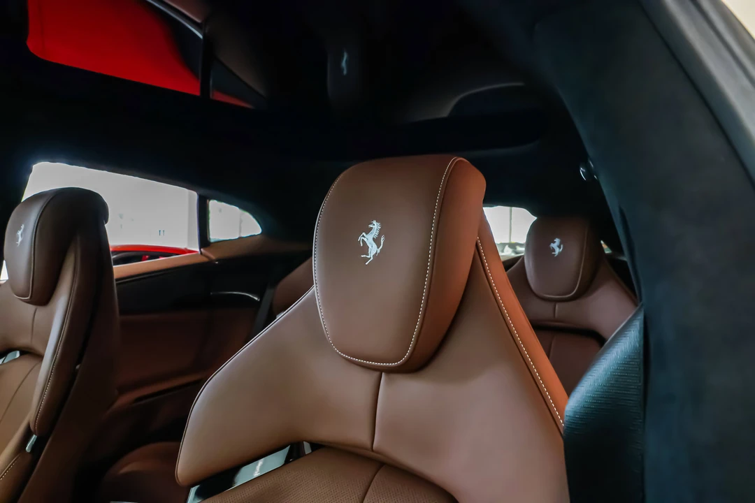 2025 Ferrari Purosangue - Image 12 of 31